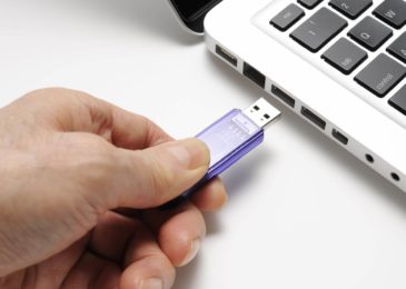 What To Do When USB Drive Won’t Show Files and Folders?